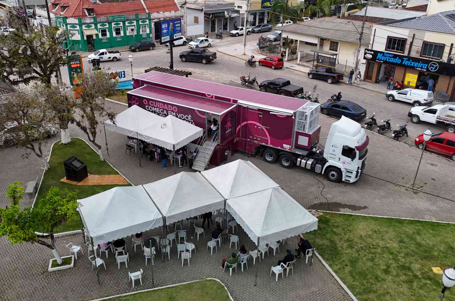 Imagem da notícia Carreta saúde da mulher chega a Castro e atenderá mais de mil pacientes